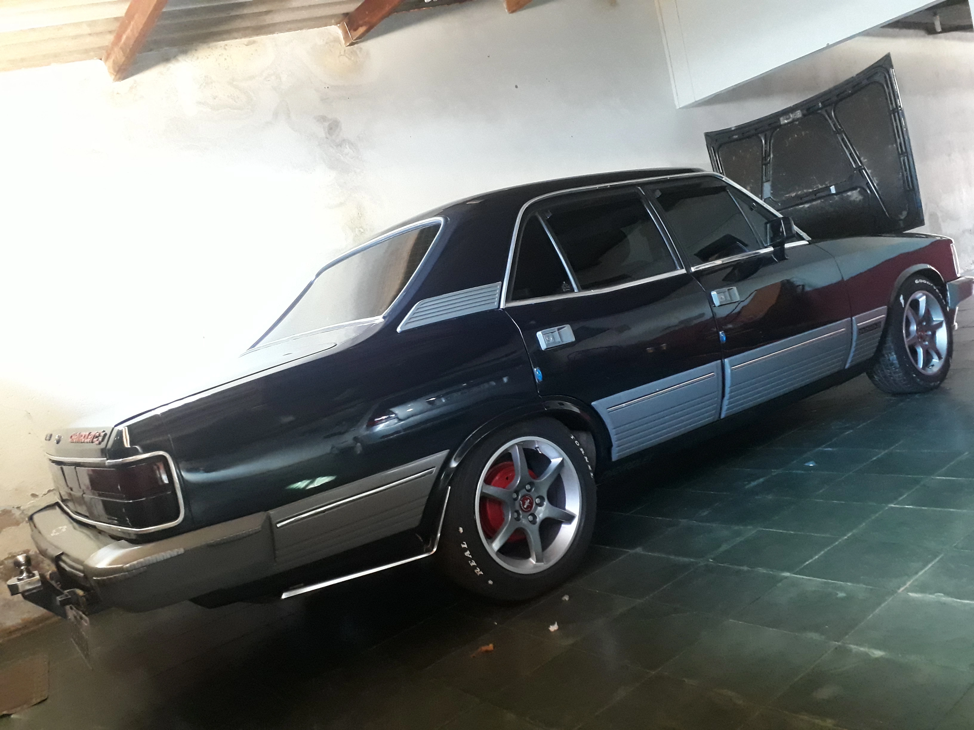 Opala - Vista lateral